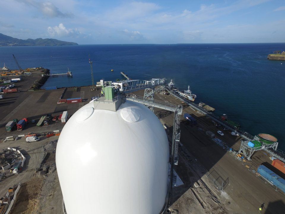 Storage bulk-storage dome in Martinique 